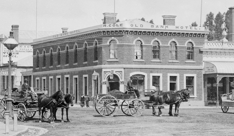 Old Bank Hotel
